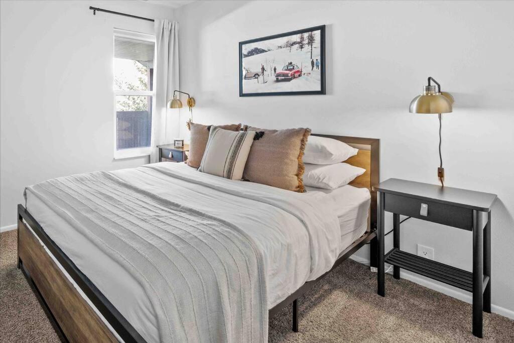 Cozy Top Floor Condo With Mountain Views Park Stadt Exterior foto
