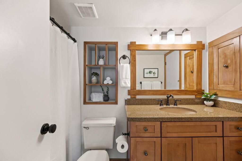 Cozy Top Floor Condo With Mountain Views Park Stadt Exterior foto